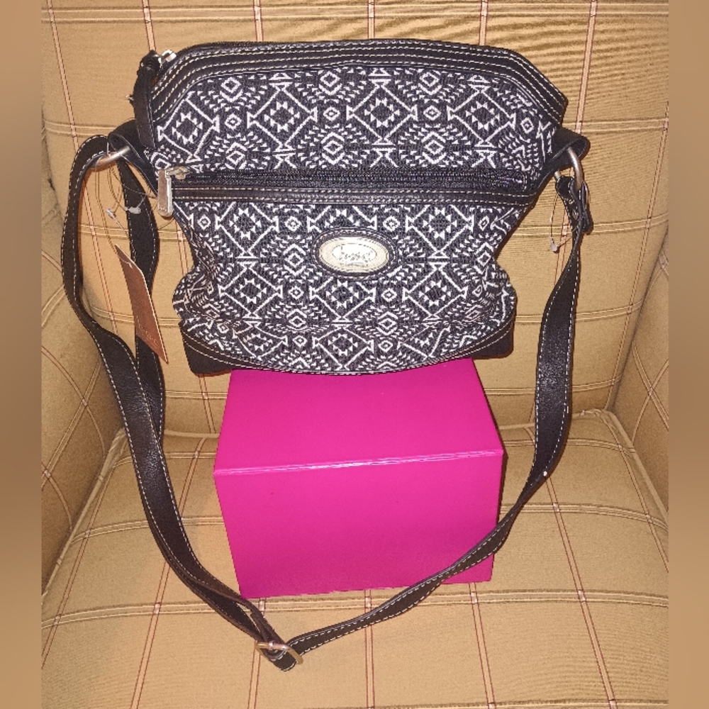 New B.O.C. Patterned Black and White Crossbody Bag